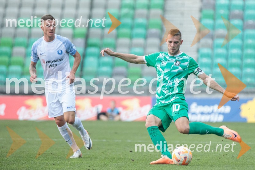  ... ;  Timi Max Elšnik, nogometaš, NK OlimpijaNogometna tekma 6. kola Prve Lige Telemach med NK Olimpija Ljubljana in NK Celje
