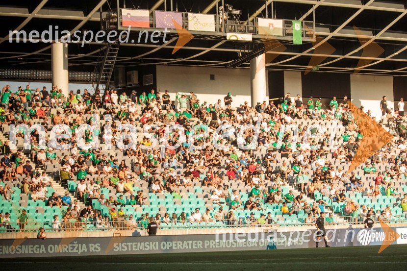 Nogometna tekma 6. kola Prve Lige Telemach med NK Olimpija Ljubljana in NK Celje