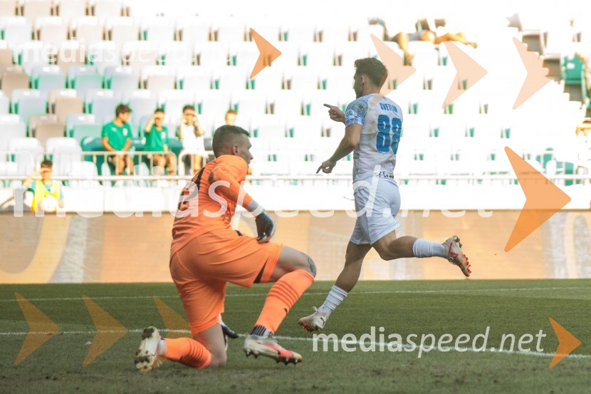  Matevž Vidovšek, vratar, NK Olimpija;  Tamar Svetlin, nogometaš, NK CeljeNogometna tekma 6. kola Prve Lige Telemach med NK Olimpija Ljubljana in NK Celje