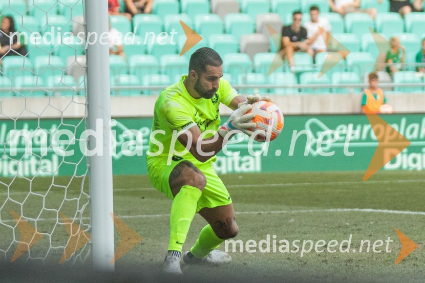  Matko Obradović, vratar, NK CeljeNogometna tekma 6. kola Prve Lige Telemach med NK Olimpija Ljubljana in NK Celje