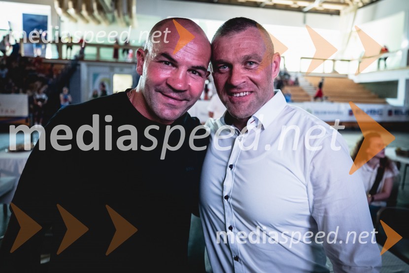  Dejan Zavec, nekdanji boksar;  Robert Reher, predsednik, Bokssarska zveza SlovenijeZaključilo se je 20. Evropsko prvenstvo v boksu za mlajše