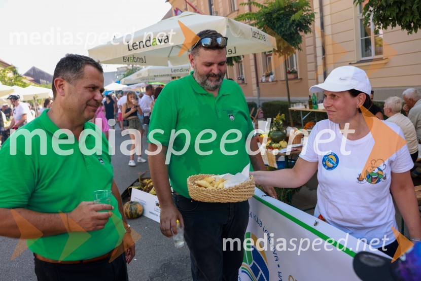  Janez Magyar, župan, Občina Lendava;  Mihael Šooš, direktor Zavoda za kulturo madžarske narodnosti (ZKMN) Lendava;  ... Bogračfest 2023
