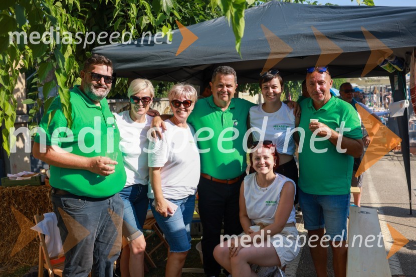  Mihael Šooš, direktor Zavoda za kulturo madžarske narodnosti (ZKMN) Lendava;  ... ;  ... ;  Janez Magyar, župan, Občina Lendava;  ... ;  ... ;  Andrej Matjašec, predsednik ST LendavaBogračfest 2023