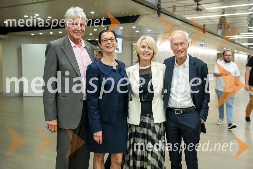  Marko Voljč, direktor, Dr. Pendl & Dr. Piswanger;  Nora Horvath Magyary Voljč;  Nevenka Črešnar Pergar, lastnica in direktorica podjetja NP Consulting;  Janez Pergar, častni konzul Južnoafriške republikeKraljevi orkester Concertgebouw iz Amsterdama na Ljubljana Festivalu