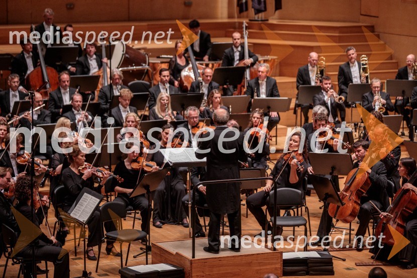  Iván Fischer, dirigentKraljevi orkester Concertgebouw iz Amsterdama na Ljubljana Festivalu
