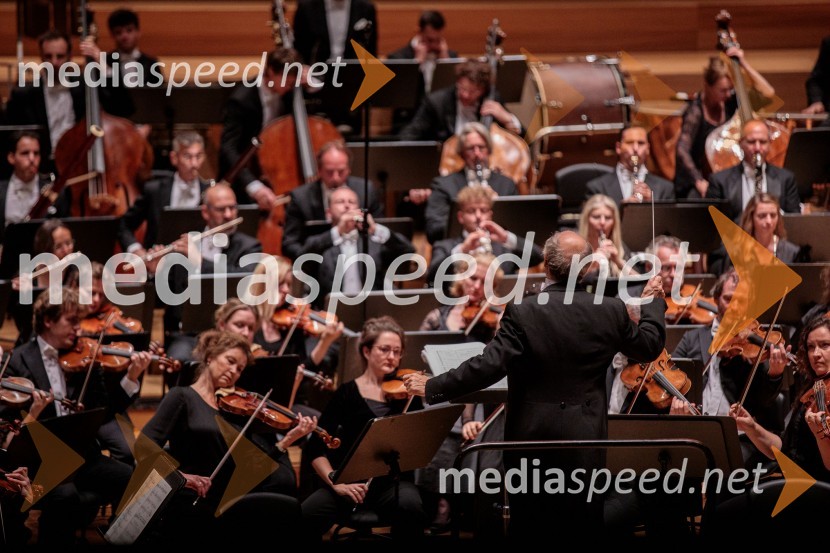  Iván Fischer, dirigentKraljevi orkester Concertgebouw iz Amsterdama na Ljubljana Festivalu