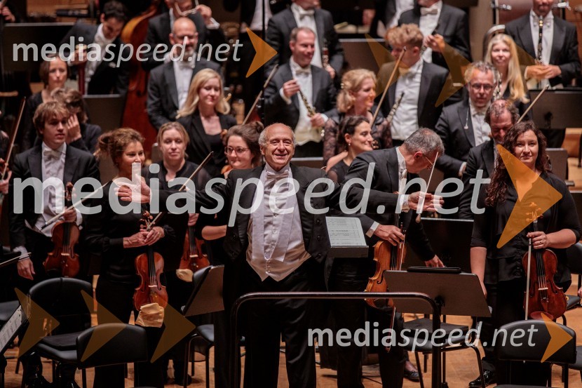  Iván Fischer, dirigentKraljevi orkester Concertgebouw iz Amsterdama na Ljubljana Festivalu