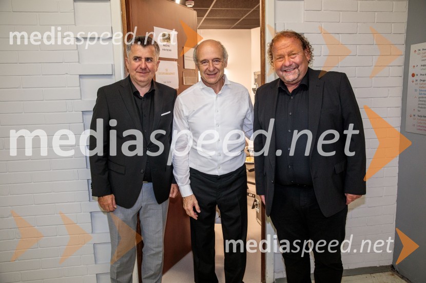  Božo  Černila, direktor, Trimo;  Iván Fischer, dirigent;  Darko  Brlek, direktor in umetniški vodja, Festival LjubljanaKraljevi orkester Concertgebouw iz Amsterdama na Ljubljana Festivalu