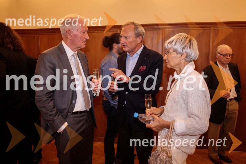  ... ;  Gintautas Kevišas, pianist;  ... V Slovenski filharmoniji  nastopila baritonist Ludovic Tézier in tenorist  Jonathan Tetelman, 71. Ljubljana Festival
