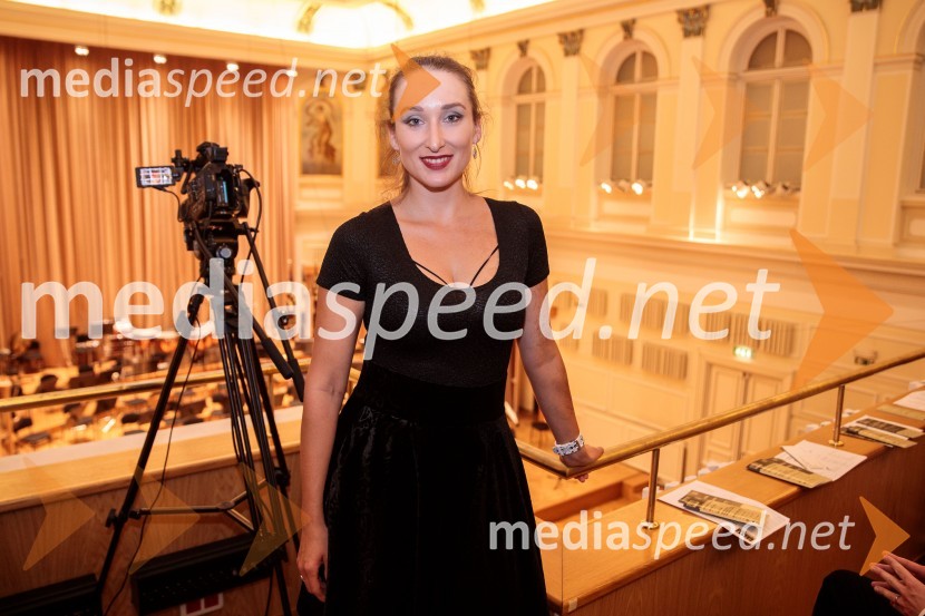  Gaja Višnar, igralkaV Slovenski filharmoniji  nastopila baritonist Ludovic Tézier in tenorist  Jonathan Tetelman, 71. Ljubljana Festival
