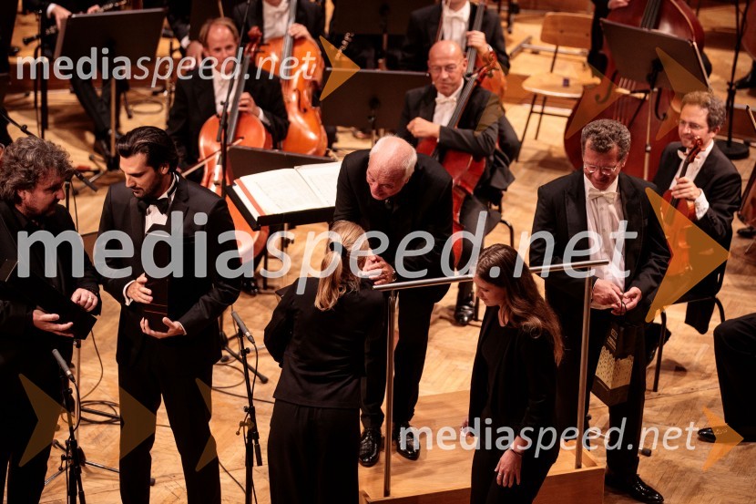  ... ;  Marco Boemi, dirigentV Slovenski filharmoniji  nastopila baritonist Ludovic Tézier in tenorist  Jonathan Tetelman, 71. Ljubljana Festival