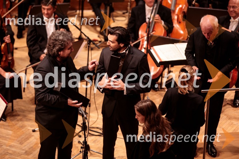  Ludovic Tézier, operni pevec;  Jonathan Tetelman, operni pevec;  Marco Boemi, dirigentV Slovenski filharmoniji  nastopila baritonist Ludovic Tézier in tenorist  Jonathan Tetelman, 71. Ljubljana Festival