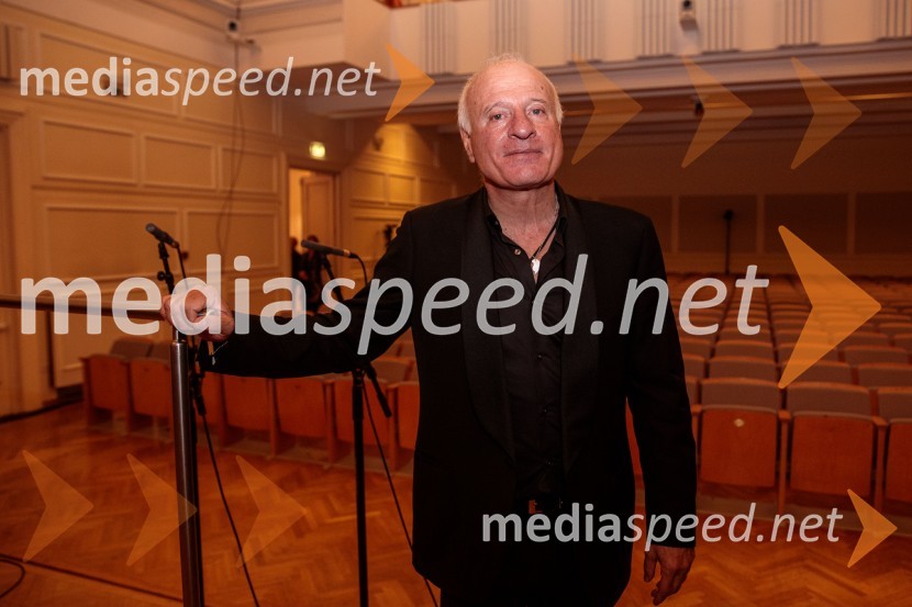  Marco Boemi, dirigentV Slovenski filharmoniji  nastopila baritonist Ludovic Tézier in tenorist  Jonathan Tetelman, 71. Ljubljana Festival