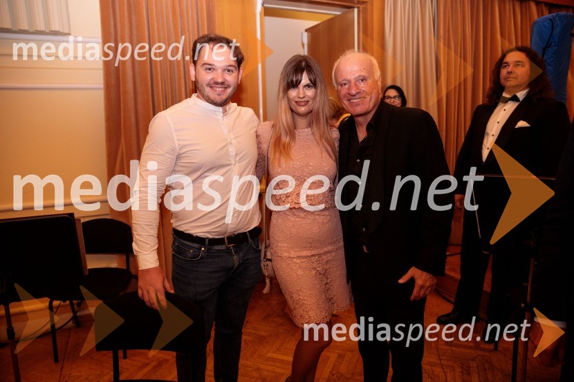  Benjamin Pregl, tenor;  Urška Kastelic, igralka;  Marco Boemi, dirigentV Slovenski filharmoniji  nastopila baritonist Ludovic Tézier in tenorist  Jonathan Tetelman, 71. Ljubljana Festival