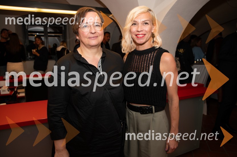  Katarina Klančnik Kocutar, direktorica in umetniška vodja Lutkovnega gledališča Maribor;  Tina Remšak, kabinet župana MO MariborKavarna Astoria, slavnostna premiera digitalno restavriranega filma