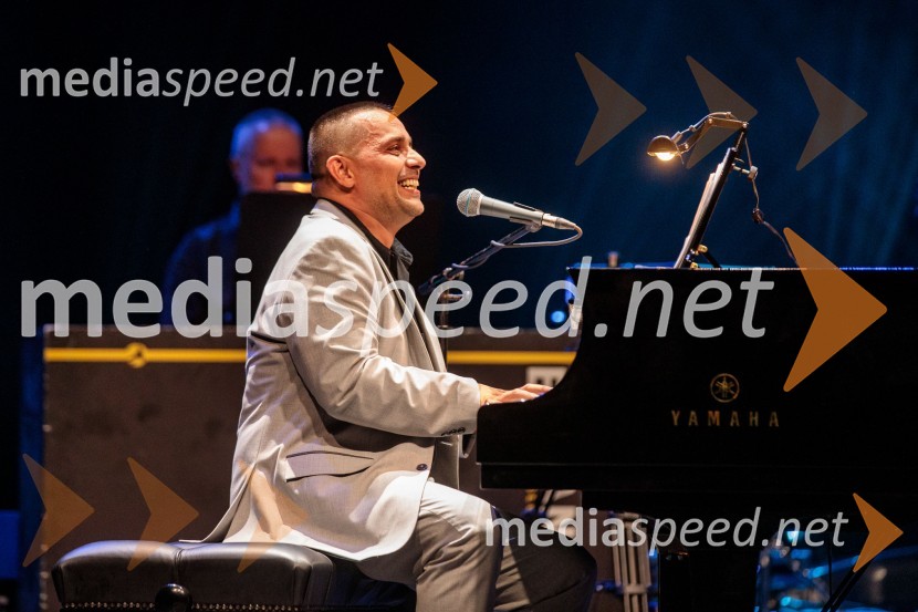 Koncert Uroša Perića ob spremljavi Big Banda RTV Slovenija, 71. Ljubljana Festival