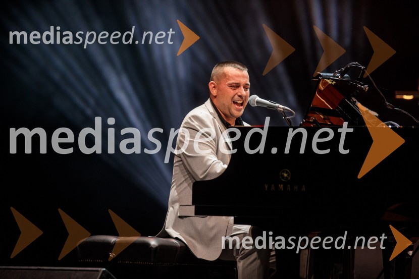Koncert Uroša Perića ob spremljavi Big Banda RTV Slovenija, 71. Ljubljana Festival