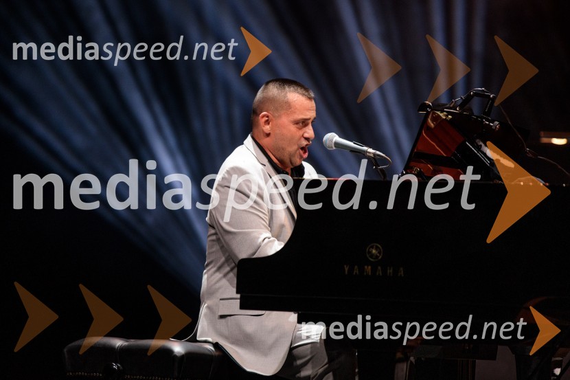 Koncert Uroša Perića ob spremljavi Big Banda RTV Slovenija, 71. Ljubljana Festival