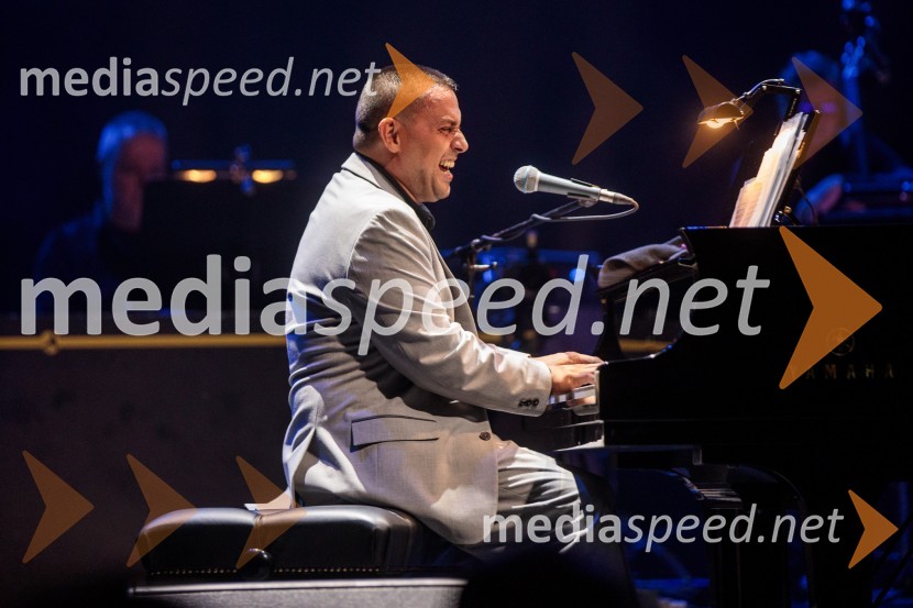 Koncert Uroša Perića ob spremljavi Big Banda RTV Slovenija, 71. Ljubljana Festival