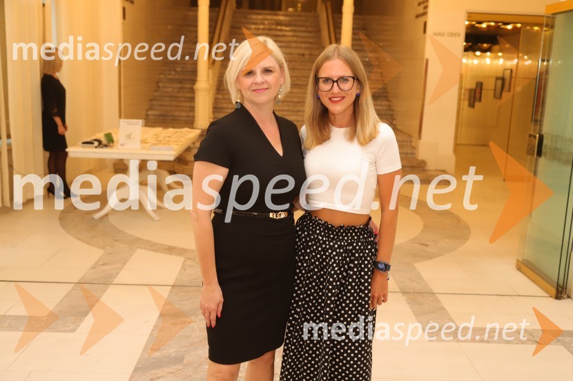  Darja Čižek, marketing SNG Maribor;  Špela Pokeržnik, glasbenica in novinarkaJubilejna baletna poslastica: Tango praznuje 25 let