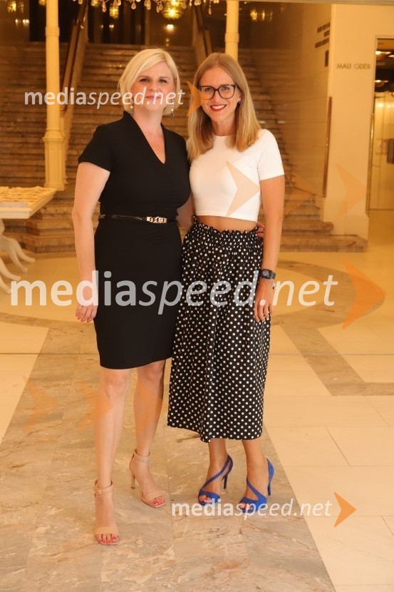  Darja Čižek, marketing SNG Maribor;  Špela Pokeržnik, glasbenica in novinarkaJubilejna baletna poslastica: Tango praznuje 25 let