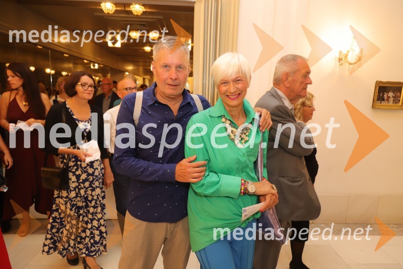  Bojan Požar, publicist, lastnik portala Požareport.si in predsednik stranke Lista novinarja Bojana Požarja;  Barbra Drnač, novinarka, plesalka, koreografinja in televizijska voditeljicaJubilejna baletna poslastica: Tango praznuje 25 let