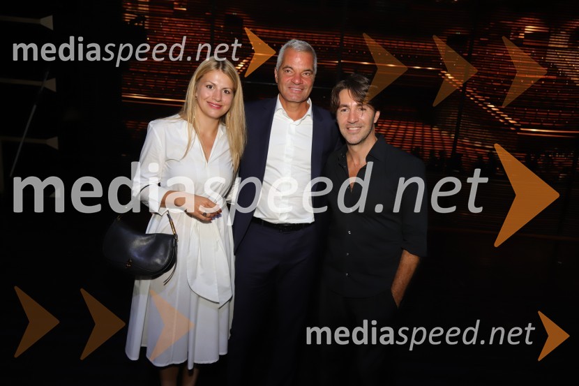  Katja Arsenovič, direktorica Rožmarin Hospitality Group;  Aleksander Saša Arsenovič, župan, Mestna občina Maribor;  Edward Clug, umetniški direktor, Balet SNG MariborJubilejna baletna poslastica: Tango praznuje 25 let