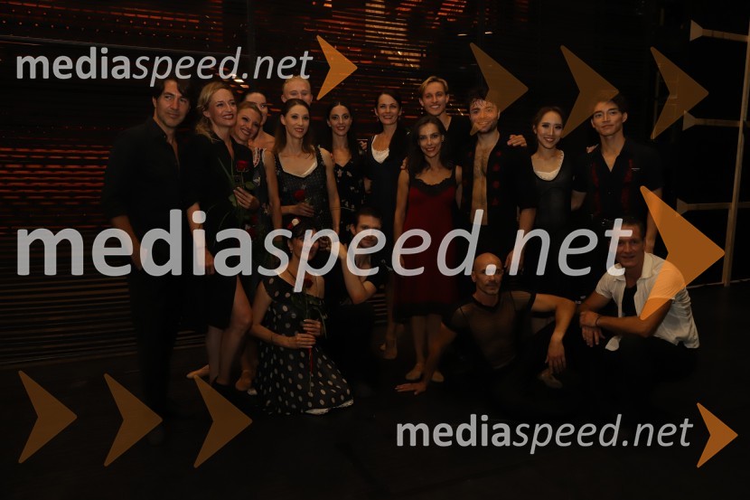  Edward Clug, umetniški direktor, Balet SNG Maribor;  Valentina Turcu, koreografinja in baletna solistka;  Evgenija Koškina, baletka;  Mirjana Šrot, baletka;  Beatrice Bartolomei, baletna plesalka;  Branka Popovici, baletna plesalka;  Catarina de Meneses, baletna solistka;  Davide Buffone, baletni plesalec;  Ionut Dinita, baletni plesalec;  Asami Nakashima, baletna solistka;  Yuya Omaki, baletni solist;  Marina Krasnova, baletna solistka;  Tomaž Viktor Abram Golub, baletni plesalec;  Sergiu Moga, baletni solist;  Tiberiu Marta, baletni plesalec;  Christopher Thompson, baletni plesalec;  Klavdija Stanišič, baletna plesalkaJubilejna baletna poslastica: Tango praznuje 25 let