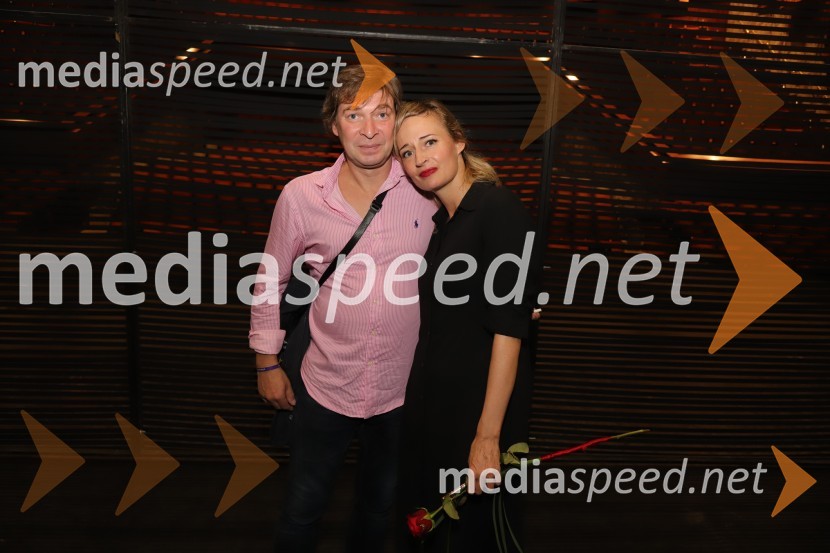  Anton Bogov, baletni solist;  Valentina Turcu, koreografinja in baletna solistkaJubilejna baletna poslastica: Tango praznuje 25 let