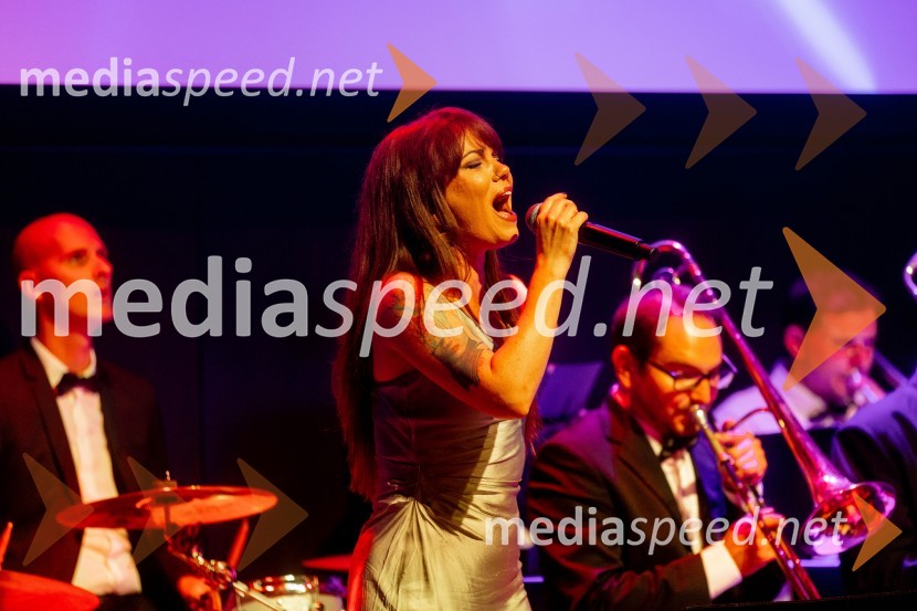  Jana Šušteršič, pevka, zmagovalka šova Slovenija ima talent 2014Ljubljanski grad gostil Dragon's Ball 2023