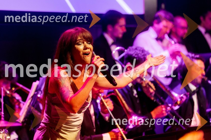  Jana Šušteršič, pevka, zmagovalka šova Slovenija ima talent 2014Ljubljanski grad gostil Dragon's Ball 2023