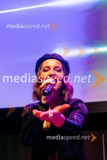  Maja Keuc, pevka, AmayaLjubljanski grad gostil Dragon's Ball 2023