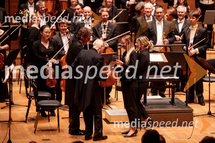  Herbert  Blomstedt, dirigent;  ... 71. Ljubljana Festival svečano zaključil Gewandhaus orkester Leipzig