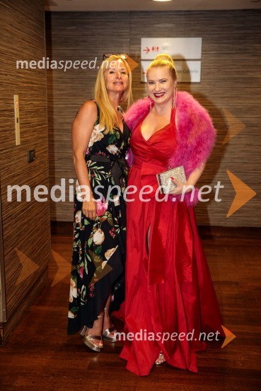  ... ;  Danica Lovenjak, novinarka, voditeljica71. Ljubljana Festival svečano zaključil Gewandhaus orkester Leipzig