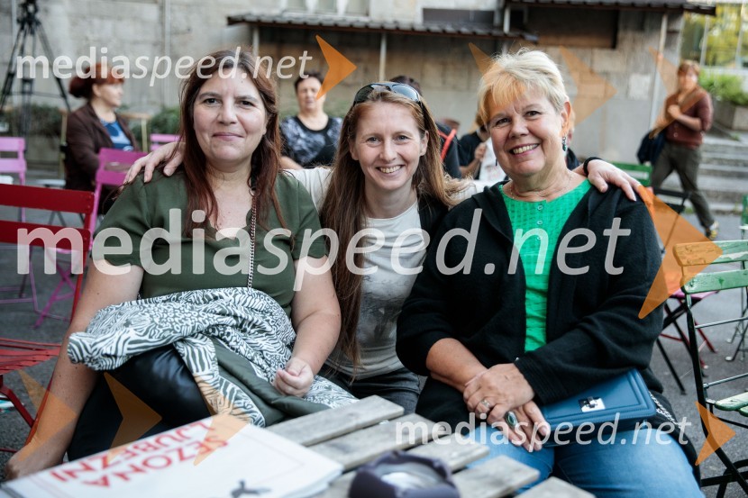  Teja Pelko, novinarka, Svet24;  Katja Kodba, fotografinja;  Irena ButolnPredstavitev 68. sezone Slovenskega mladinskega gledališča Ljubljana