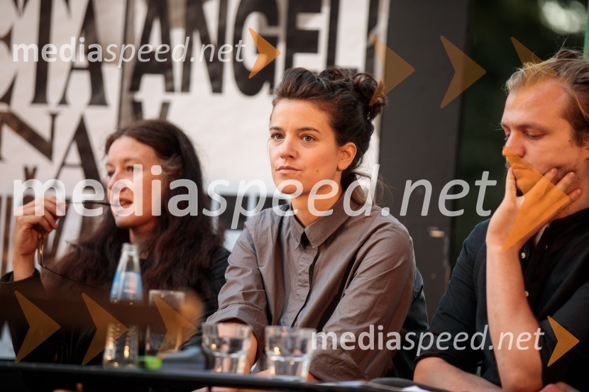  Ana Duša, pisateljica;  Tjaša Črnigoj, režiserka;  Žiga  Divjak, režiserPredstavitev 68. sezone Slovenskega mladinskega gledališča Ljubljana