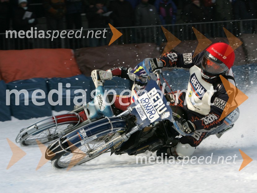 Per Olov Serenius - Posa (Švedska) in Dmitri Bulankin (Rusija)SPEEDWAY NA LEDU, polfinale svetovnega prvenstva posameznikov, 2. dirka