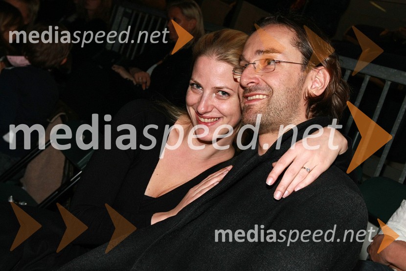 Brina Černetič, svetovalka uprave Diners Club Slovenija in Luka Dekleva, namestnik odgovornega urednika časnika Žurnal24 in tednika ŽurnalIl Divo, koncert v Hali Tivoli