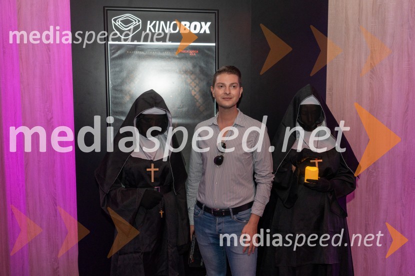  ... ;  Damjan Murko, pevec;  ... Nuna II, predpremiera filma v Mariboxu