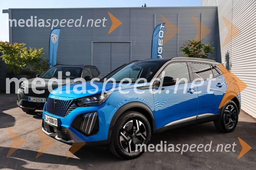 Drzni in okretni SUV PEUGEOT 2008, predstavitev