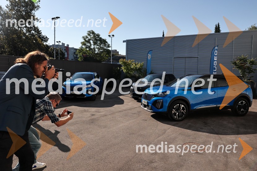 Drzni in okretni SUV PEUGEOT 2008, predstavitev