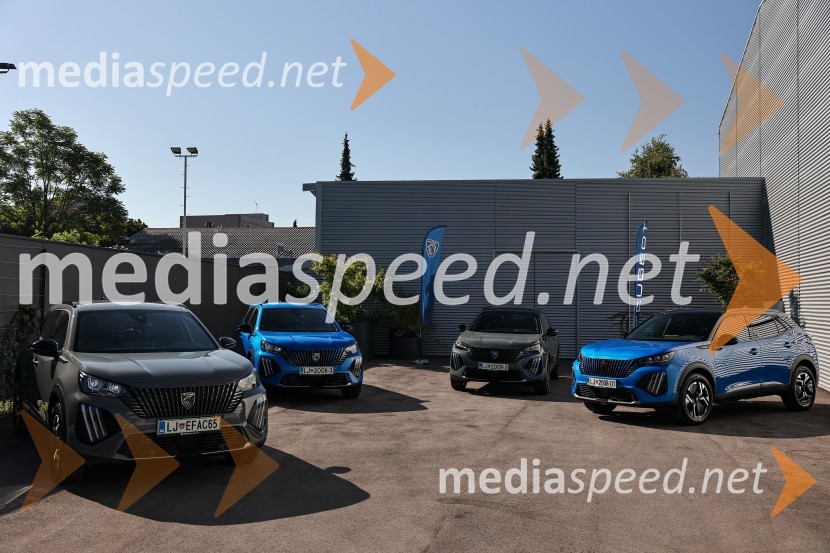 Drzni in okretni SUV PEUGEOT 2008, predstavitev