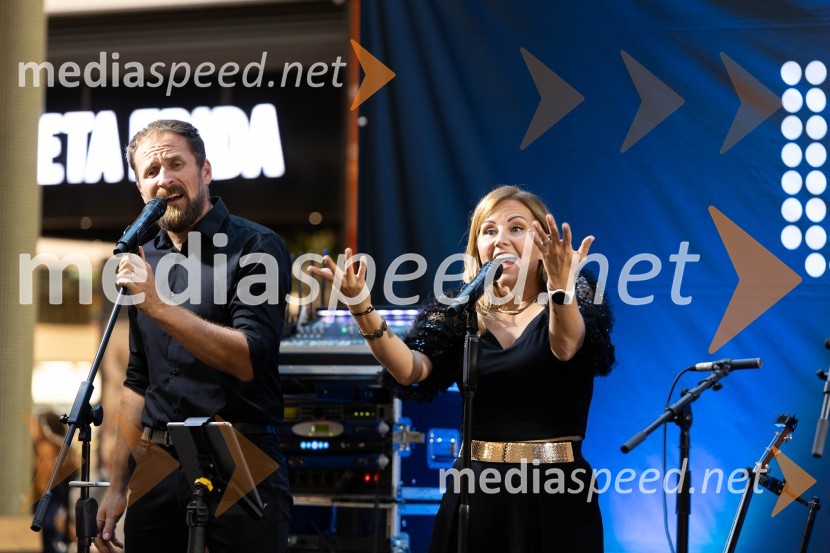 Slovo poletju s koncertom Ansambla Unikat v Citycentru Celje