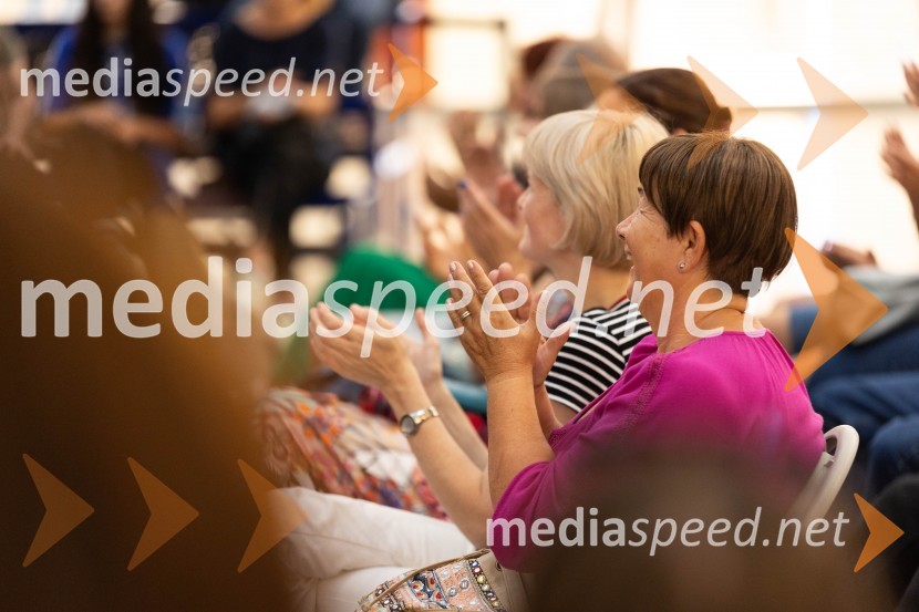 Slovo poletju s koncertom Ansambla Unikat v Citycentru Celje