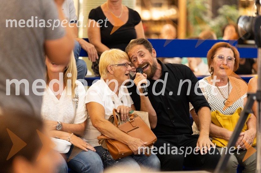 Slovo poletju s koncertom Ansambla Unikat v Citycentru Celje