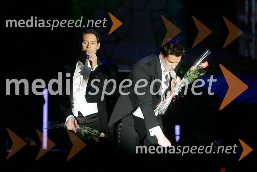 Urs Buhler in David Miller, člana skupine Il DivoIl Divo, koncert v Hali Tivoli