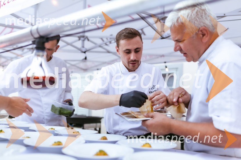 Kranjska dolga miza 2023