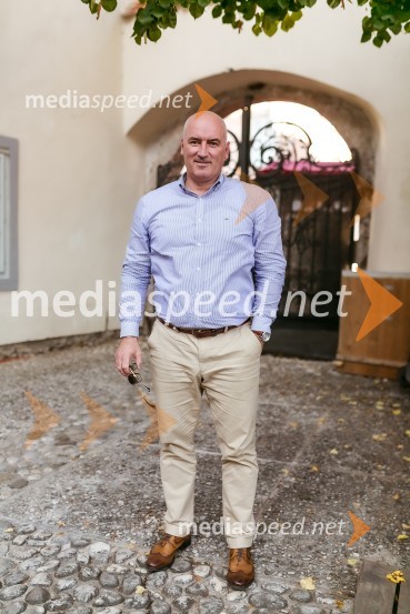 Kranjska dolga miza 2023