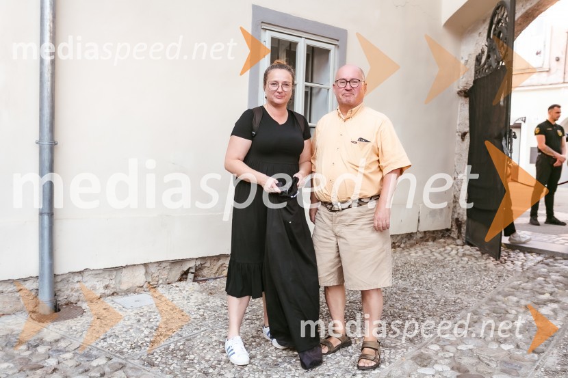 Kranjska dolga miza 2023