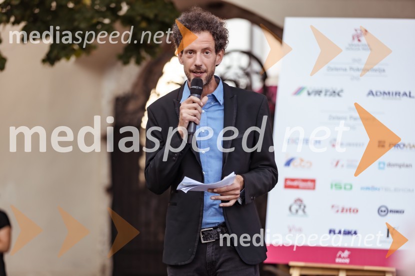  Toni Cahunek, igralec, novinarKranjska dolga miza 2023